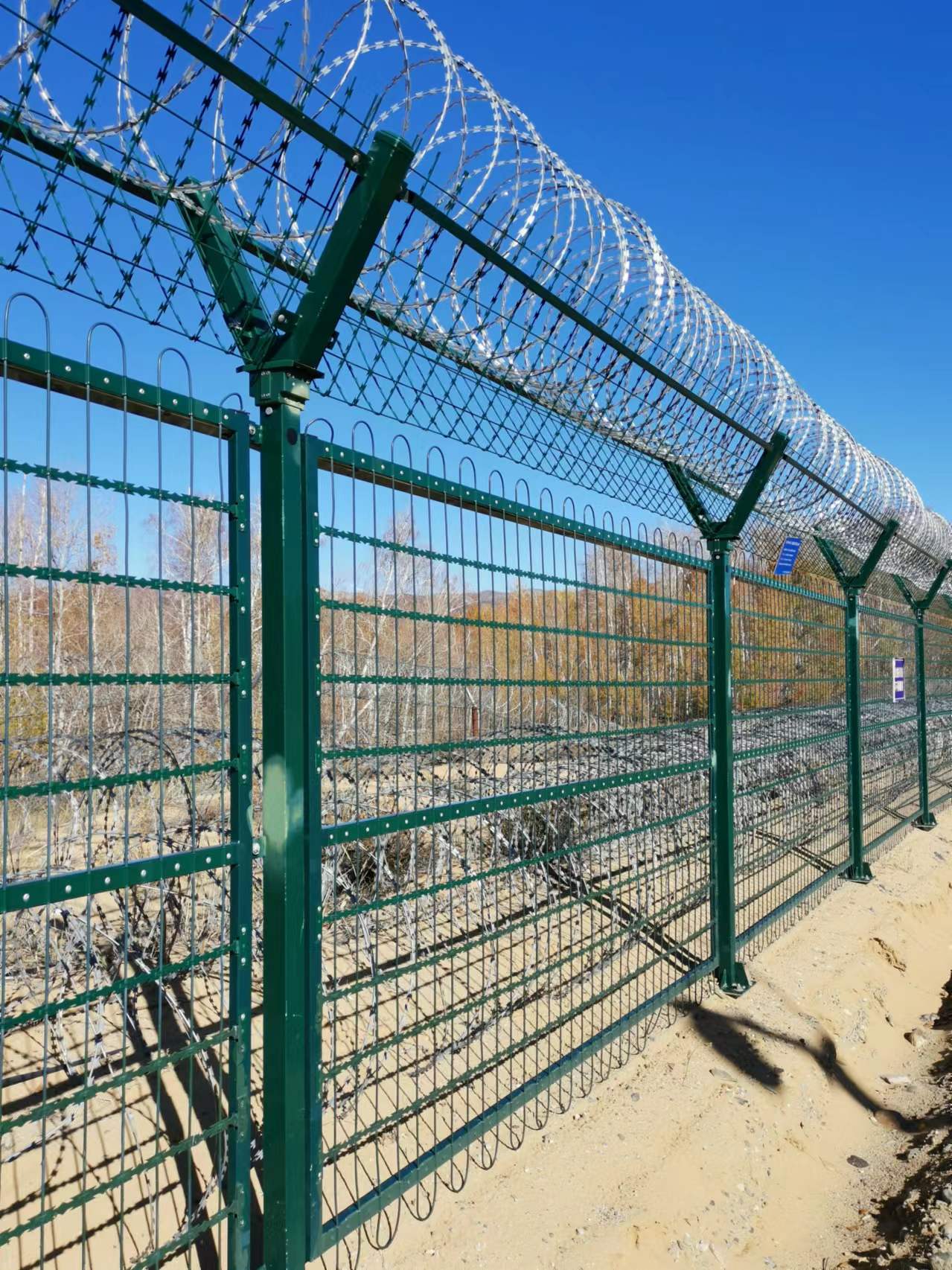 ����Χ�����������������������ڵأ�